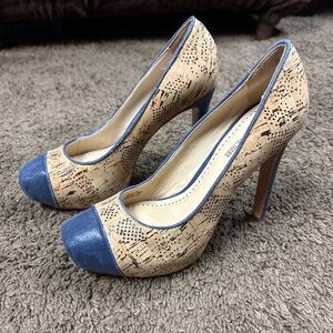 Pour la victoire  Cork heels like new size 6 1/2